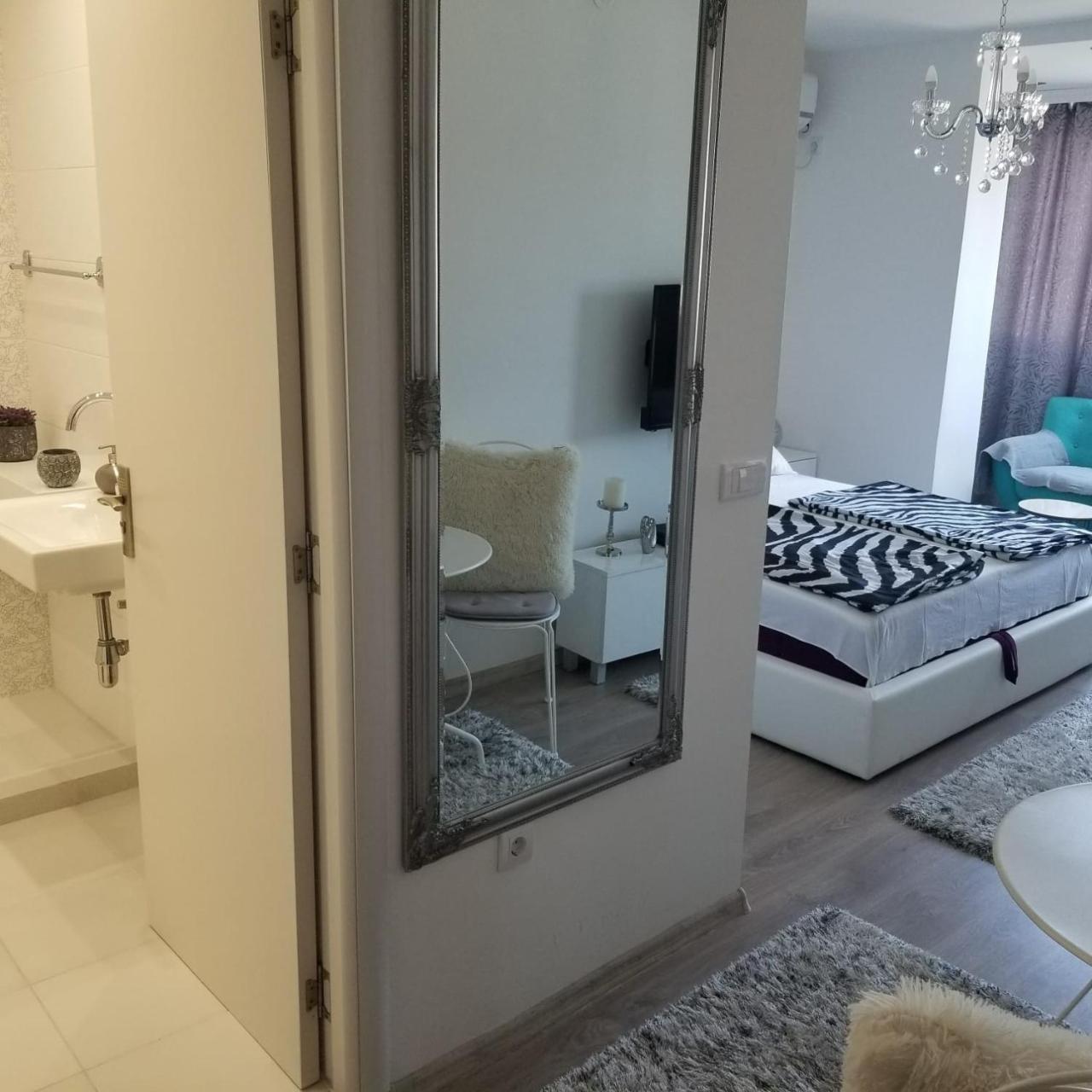 Studio Angel Novi Sad Esterno foto
